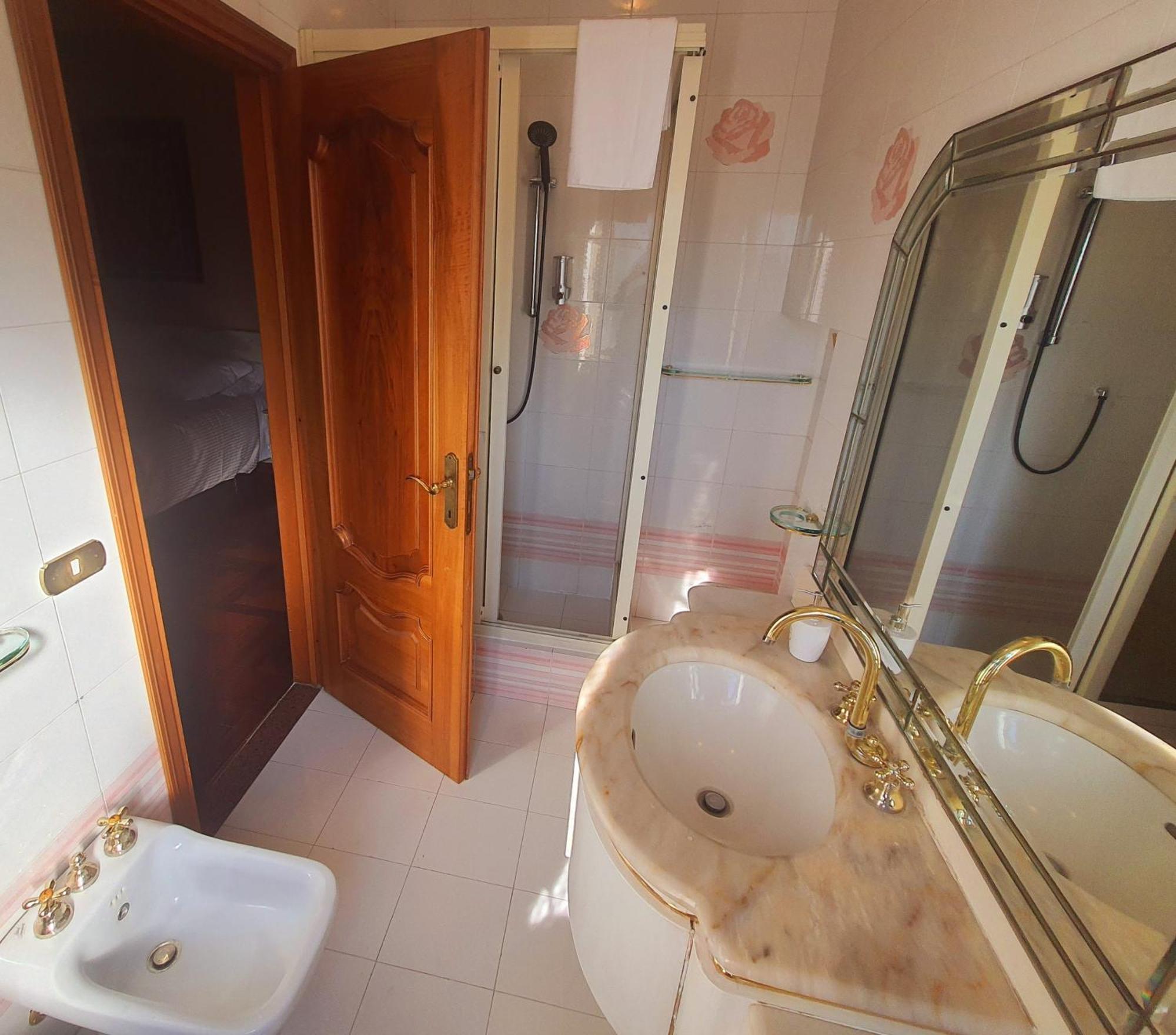Le Stanze Dei Doria Hotel Valmontone Bagian luar foto